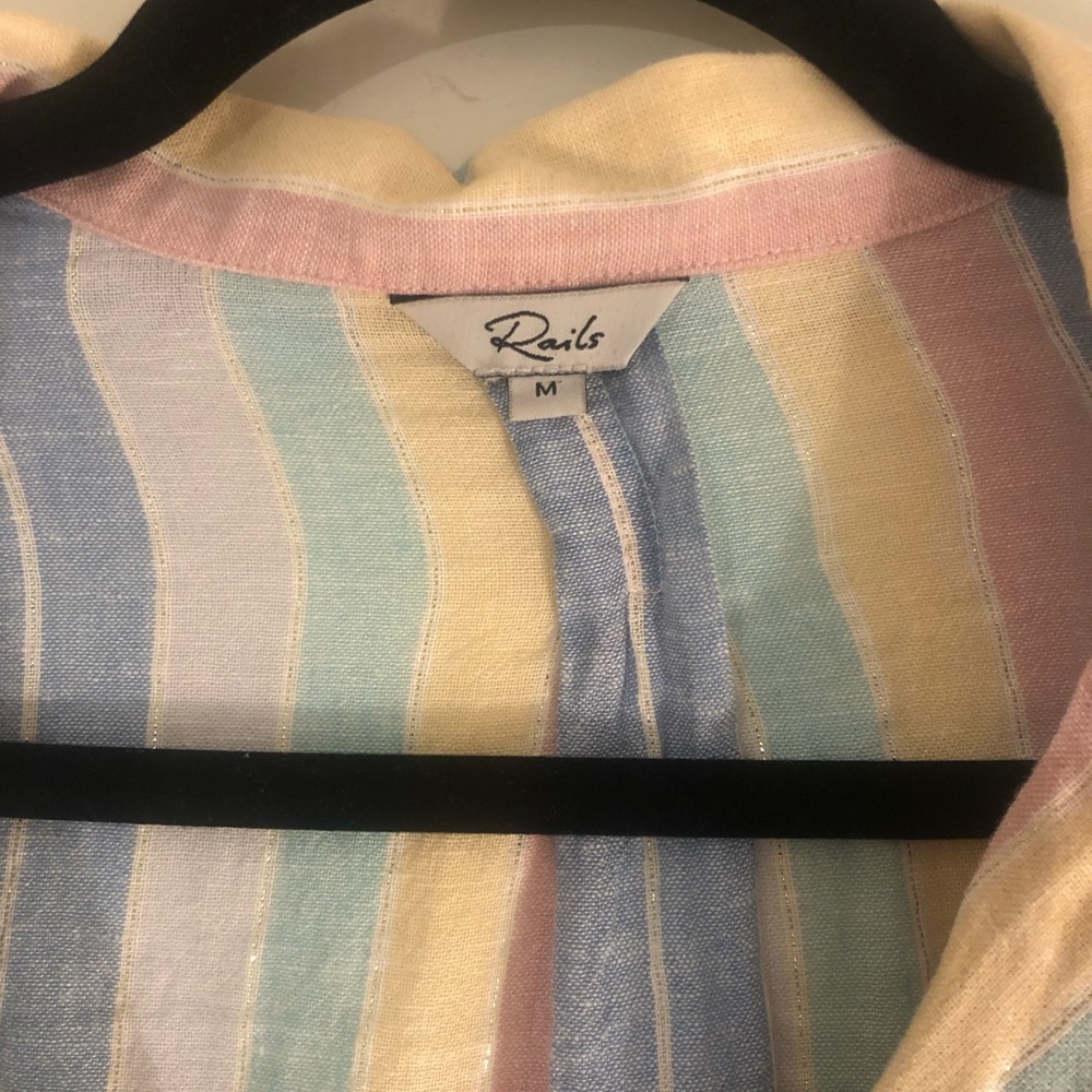 Rails Button Down Top - Picture 3 of 5